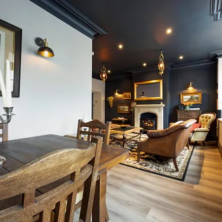 Croft House * Bentham